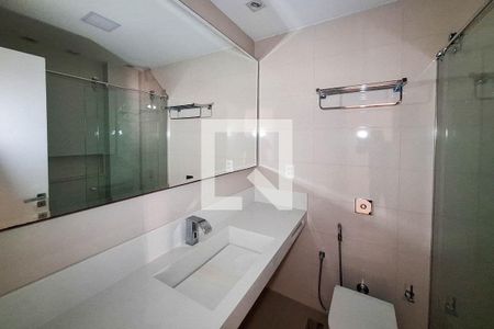 Apartamento para alugar com 112m², 3 quartos e 1 vaga Apartamento para alugar com 112m², 3 quartos e 1 vagaBanheiro Social