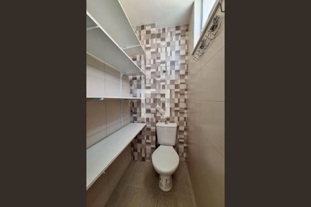Apartamento para alugar com 112m², 3 quartos e 1 vaga Apartamento para alugar com 112m², 3 quartos e 1 vagaBanheiro de serviço