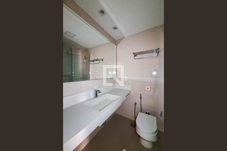 Apartamento para alugar com 112m², 3 quartos e 1 vaga Apartamento para alugar com 112m², 3 quartos e 1 vagaBanheiro Social