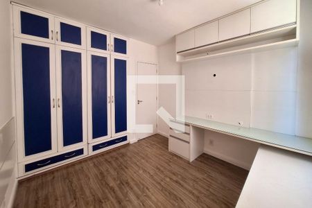 Quarto 1 de apartamento para alugar com 3 quartos, 112m² em Icaraí, Niterói