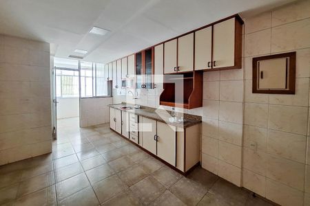 Apartamento para alugar com 112m², 3 quartos e 1 vaga Apartamento para alugar com 112m², 3 quartos e 1 vagaCozinha