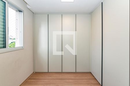 Apartamento para alugar com 65m², 2 quartos e 2 vagas Apartamento para alugar com 65m², 2 quartos e 2 vagasQuarto 2 - Closet