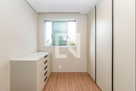 Apartamento para alugar com 65m², 2 quartos e 2 vagas Apartamento para alugar com 65m², 2 quartos e 2 vagasQuarto 2 - Closet