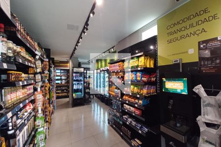 Apartamento para alugar com 76m², 3 quartos e 2 vagas Apartamento para alugar com 76m², 3 quartos e 2 vagasÁrea comum - Mercado