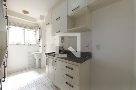 Apartamento para alugar com 76m², 3 quartos e 2 vagas Apartamento para alugar com 76m², 3 quartos e 2 vagasCozinha