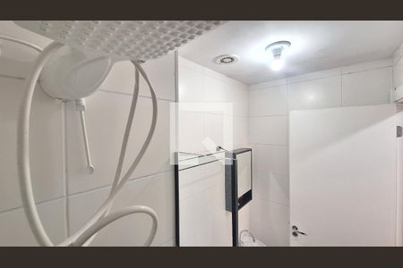 Apartamento para alugar com 42m², 2 quartos e sem vagaBanheiro