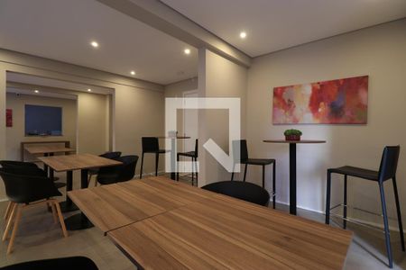 Apartamento para alugar com 42m², 2 quartos e sem vagaÁrea comum - Salão de festas