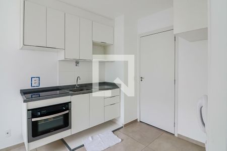 Cozinha de apartamento para alugar com 1 quarto, 24m² em Butantã, São Paulo