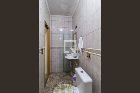 Casa à venda com 275m², 4 quartos e 2 vagasBanheiro 1