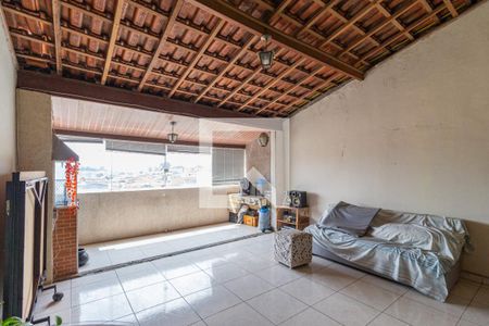 Casa à venda com 275m², 4 quartos e 2 vagasSacada