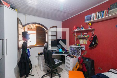 Casa à venda com 275m², 4 quartos e 2 vagasQuarto 2