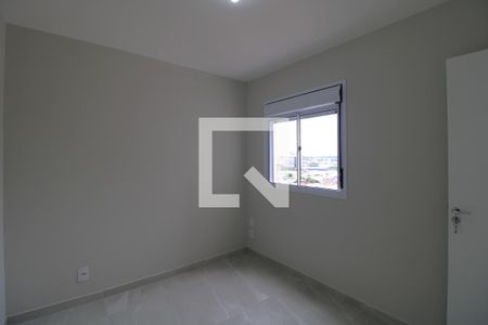 Quarto 2 de apartamento para alugar com 2 quartos, 42m² em Vila Isa, São Paulo