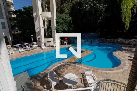 Apartamento à venda com 98m², 4 quartos e 2 vagasPiscina