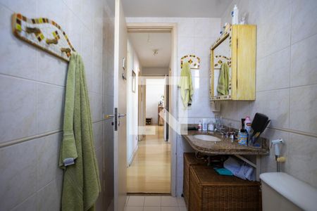 Apartamento à venda com 98m², 4 quartos e 2 vagasBanheiro Social