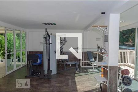 Apartamento à venda com 98m², 4 quartos e 2 vagasAcademia