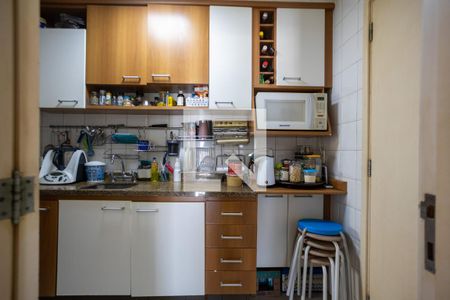 Apartamento à venda com 98m², 4 quartos e 2 vagasCozinha