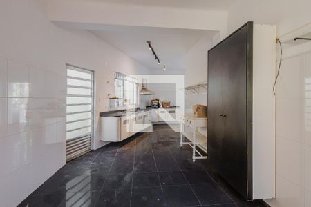 Casa à venda com 240m², 3 quartos e 3 vagasCozinha