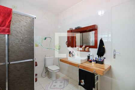 Casa para alugar com 298m², 3 quartos e 12 vagas Casa para alugar com 298m², 3 quartos e 12 vagasBanheiro da Suíte