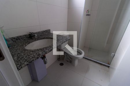 Apartamento à venda com 69m², 3 quartos e 1 vaga Apartamento à venda com 69m², 3 quartos e 1 vagaBanheiro da Suíte