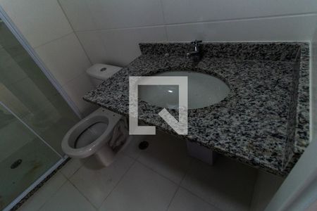 Apartamento à venda com 69m², 3 quartos e 1 vaga Apartamento à venda com 69m², 3 quartos e 1 vagaBanheiro do Corredor
