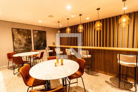 Apartamento à venda com 69m², 3 quartos e 1 vaga Apartamento à venda com 69m², 3 quartos e 1 vagaÁrea comum - Salão de festas