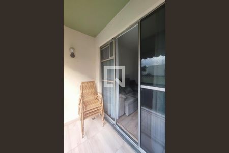 Apartamento à venda com 75m², 3 quartos e 1 vagaVaranda