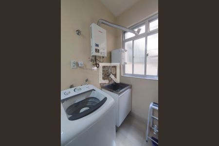 Apartamento à venda com 75m², 3 quartos e 1 vagaÁrea de Serviço