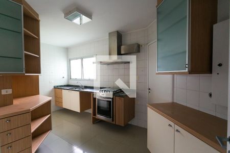 Apartamento à venda com 133m², 2 quartos e 3 vagasCozinha