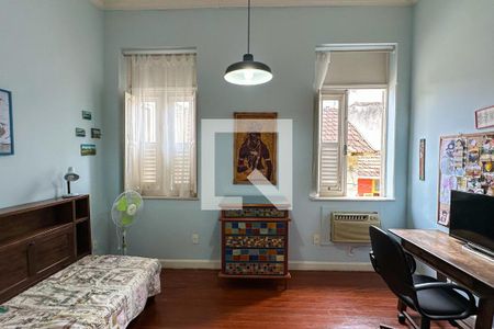 Casa à venda com 296m², 4 quartos e 3 vagas Casa à venda com 296m², 4 quartos e 3 vagasQuarto 03