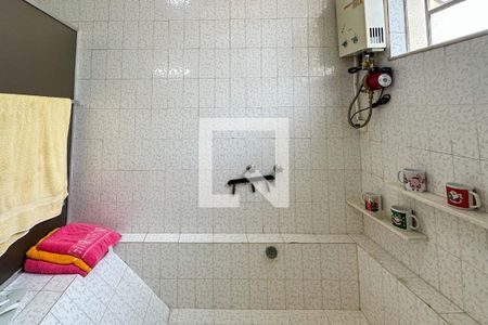 Casa à venda com 296m², 4 quartos e 3 vagas Casa à venda com 296m², 4 quartos e 3 vagasBanheiro Social