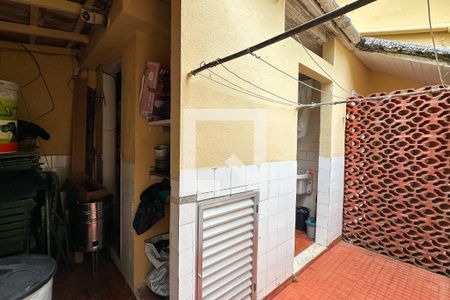 Casa à venda com 296m², 4 quartos e 3 vagas Casa à venda com 296m², 4 quartos e 3 vagasÁrea de Serviço