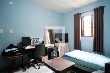 Casa à venda com 310m², 4 quartos e 3 vagas Casa à venda com 310m², 4 quartos e 3 vagasQuarto 02