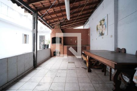 Casa à venda com 310m², 4 quartos e 3 vagas Casa à venda com 310m², 4 quartos e 3 vagasÁrea comum