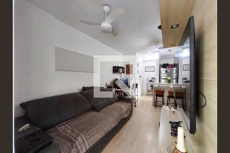 Apartamento à venda com 55m², 2 quartos e 1 vaga Apartamento à venda com 55m², 2 quartos e 1 vagaSala