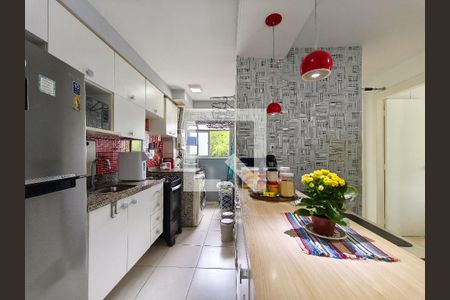 Apartamento à venda com 55m², 2 quartos e 1 vaga Apartamento à venda com 55m², 2 quartos e 1 vagaCozinha e Área de Serviço