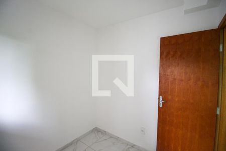 Quarto 1 de apartamento para alugar com 2 quartos, 38m² em Itaquera, São Paulo