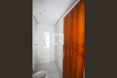 Apartamento para alugar com 38m², 2 quartos e sem vaga Apartamento para alugar com 38m², 2 quartos e sem vagaBanheiro