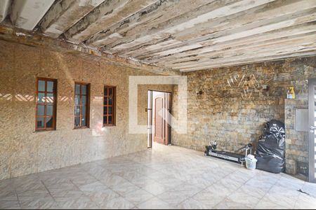 Casa à venda com 235m², 3 quartos e 2 vagas Casa à venda com 235m², 3 quartos e 2 vagasGaragem