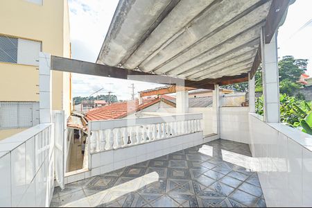 Casa à venda com 235m², 3 quartos e 2 vagas Casa à venda com 235m², 3 quartos e 2 vagasQuintal