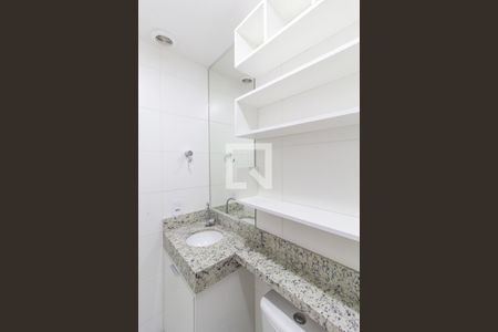 Apartamento para alugar com 50m², 2 quartos e sem vagaBanheiro