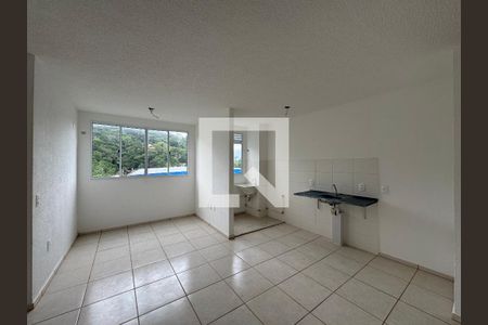 Sala de apartamento para alugar com 2 quartos, 42m² em Vargem Grande, Rio de Janeiro