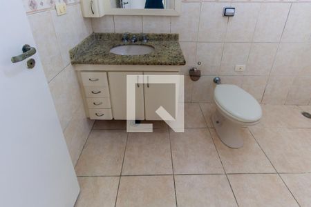 Casa à venda com 100m², 3 quartos e sem vagaBanheiro da Suíte