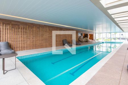 Apartamento à venda com 93m², 2 quartos e 2 vagas Apartamento à venda com 93m², 2 quartos e 2 vagasÁrea comum - Piscina Coberta