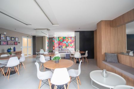 Apartamento à venda com 93m², 2 quartos e 2 vagas Apartamento à venda com 93m², 2 quartos e 2 vagasÁrea comum - Salão de festas