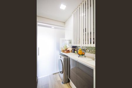 Apartamento à venda com 93m², 2 quartos e 2 vagas Apartamento à venda com 93m², 2 quartos e 2 vagasÁrea de Serviço