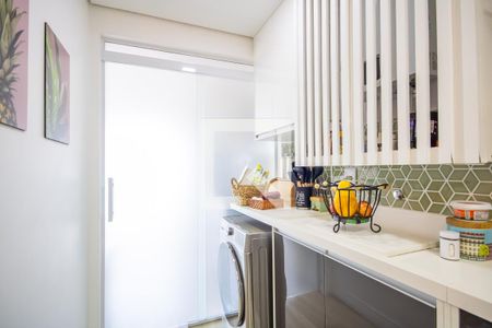 Apartamento à venda com 93m², 2 quartos e 2 vagas Apartamento à venda com 93m², 2 quartos e 2 vagasÁrea de Serviço