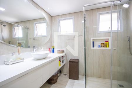 Apartamento à venda com 93m², 2 quartos e 2 vagas Apartamento à venda com 93m², 2 quartos e 2 vagasBanheiro da Suíte 1