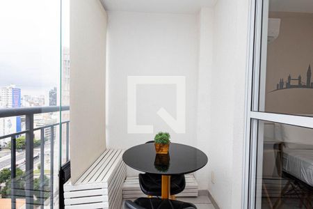 Varanda de kitnet/studio para alugar com 1 quarto, 24m² em Consolação, São Paulo