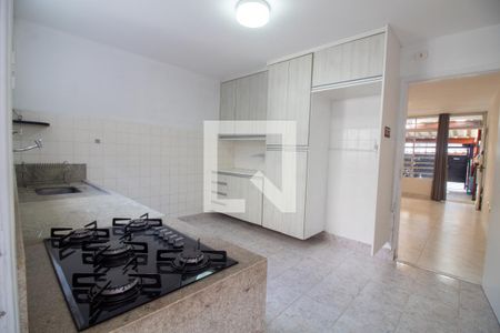 Casa para alugar com 180m², 2 quartos e 1 vagaCozinha