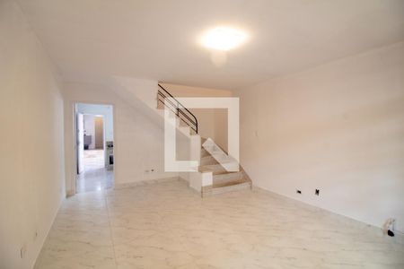 Sala de casa para alugar com 2 quartos, 180m² em Vila Congonhas, São Paulo